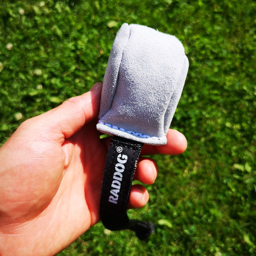 Raddock Puck nahkakiekko liinalla